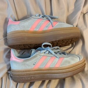 adidas Women’s Light Blue Suede Sneakers with Pink Stripes and Gum Platform